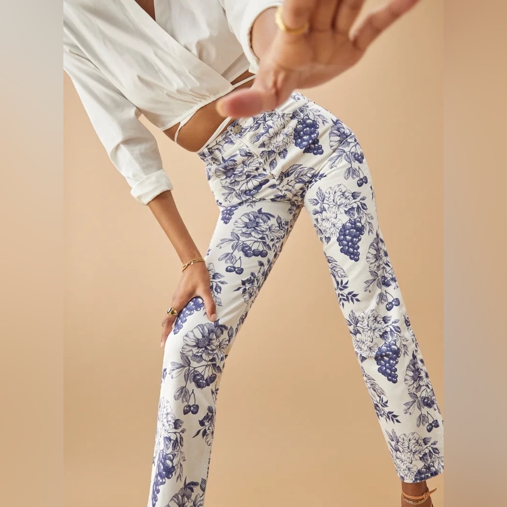 Reformation Cynthia high rise straight cropped toile print jeans